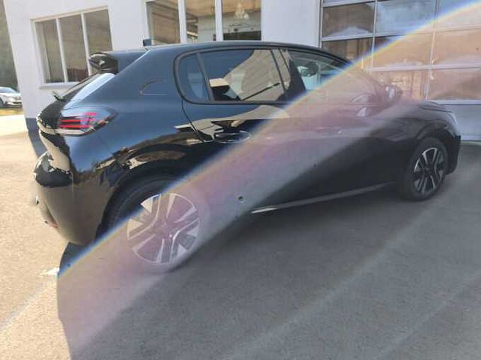 Peugeot 208 1.2 PureTech 100 ALLURE PT100