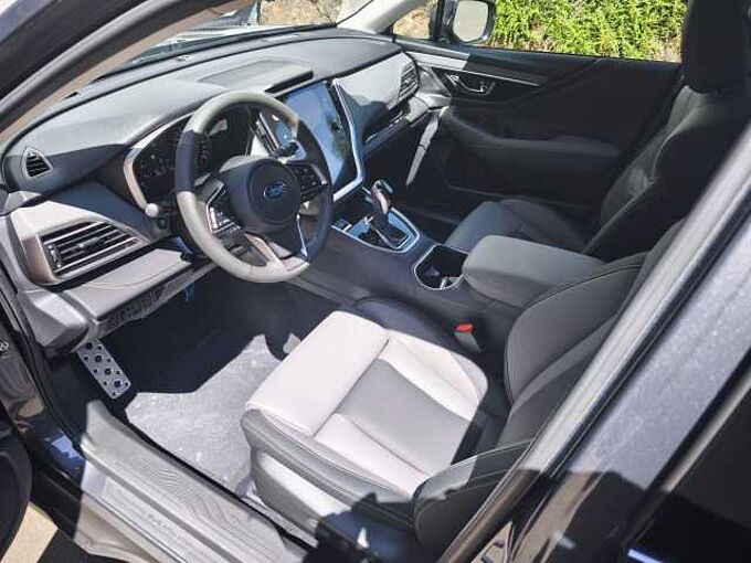 Subaru Outback 2.5i Lineartronic Exclusive Cross 