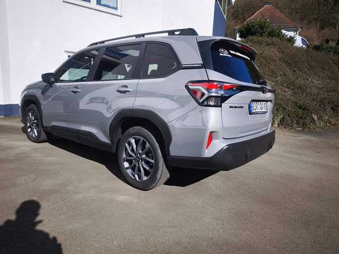 Subaru FORESTER i e-BOXER 2.0 AWD 