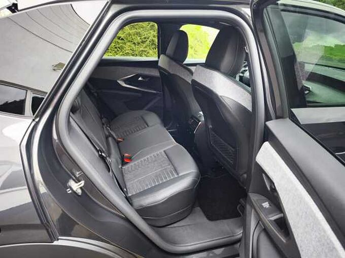 Peugeot 3008 Mild-Hybrid 145 1.2 GT 