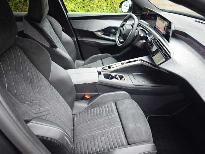 Peugeot 3008 Mild-Hybrid 145 1.2 GT 