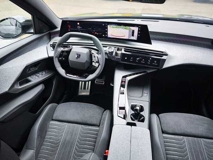 Peugeot 3008 Mild-Hybrid 145 1.2 GT 