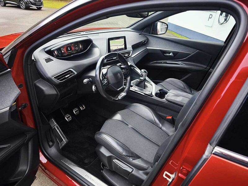 Peugeot 3008 BlueHDi ALLURE GT-LINE