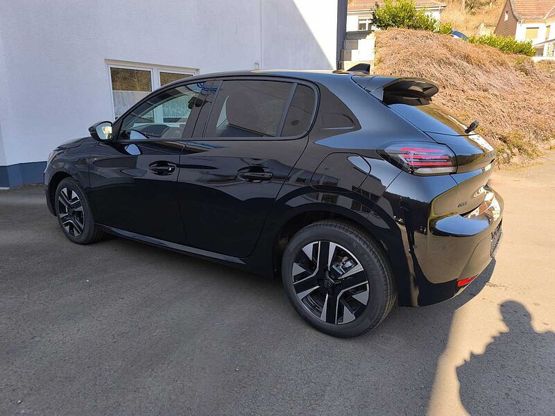 Peugeot 208 1.2 PureTech 100 ALLURE PT100