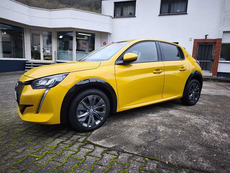 Peugeot 208-e Elektro 136 Allure Pack 208 -e