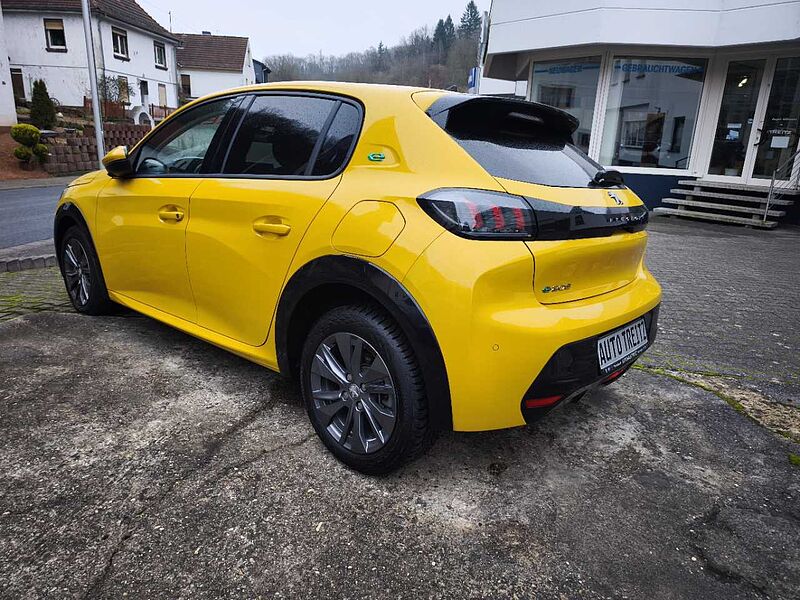 Peugeot 208-e Elektro 136 Allure Pack 208 -e