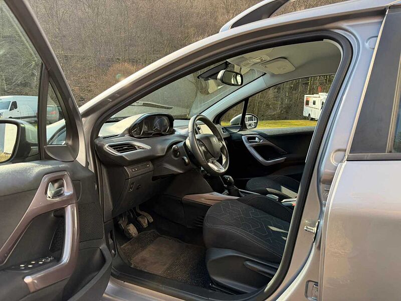 Peugeot 2008 VTi 1.2 Kombi