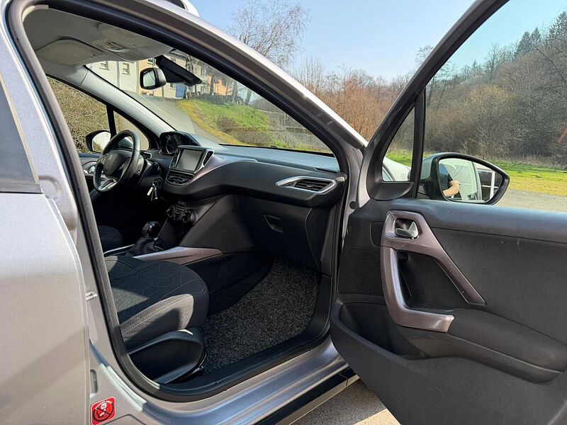 Peugeot 2008 VTi 1.2 Kombi