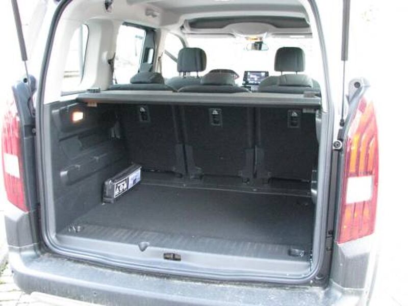 Peugeot RIFTER BlueHDi 130 1.5 Allure Familiale