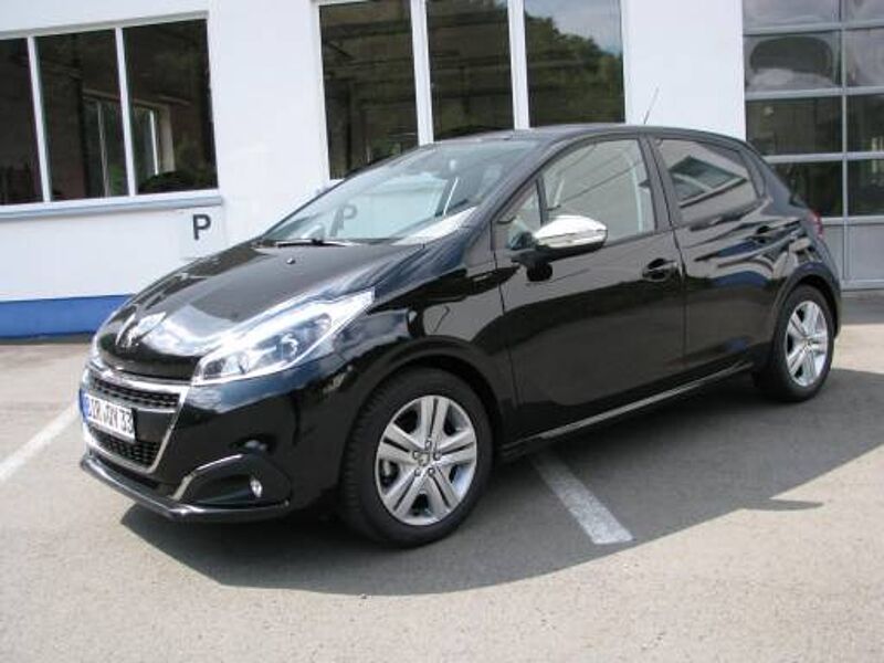 Peugeot 208 1,2 VTI 82 Signature